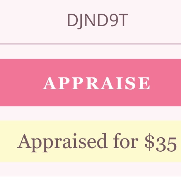 Charmd Aroma | Teardrop Necklace - Picture 4 of 5